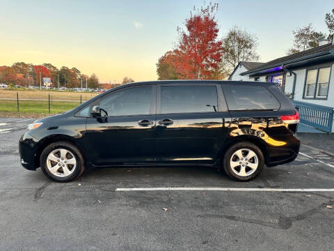 2014 Toyota Sienna L 7-Passenger