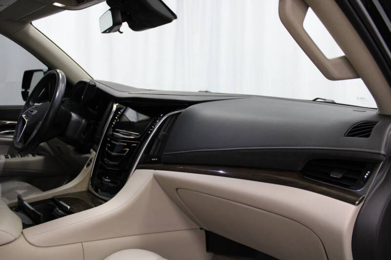 2020 Cadillac Escalade Premium Luxury