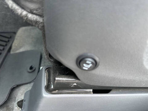 2008 Subaru Tribeca 5-Pass.