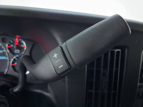 2022 Chevrolet Express 2500