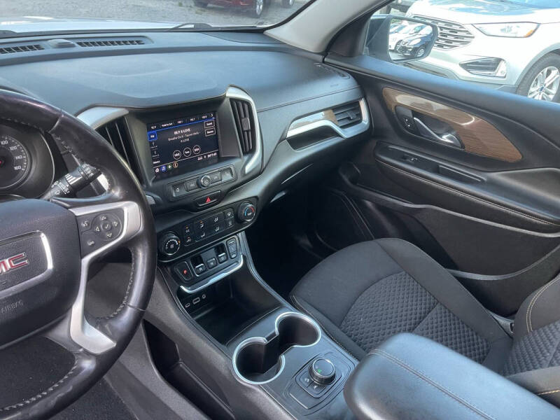 2021 GMC Terrain SLE
