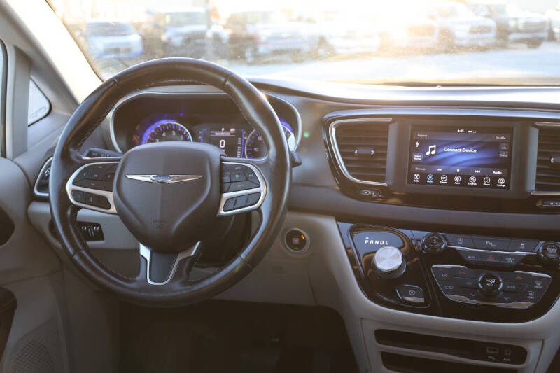 2019 Chrysler Pacifica Touring L