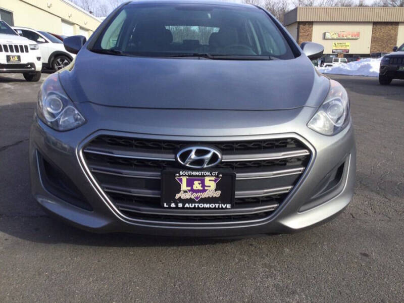2017 Hyundai Elantra GT