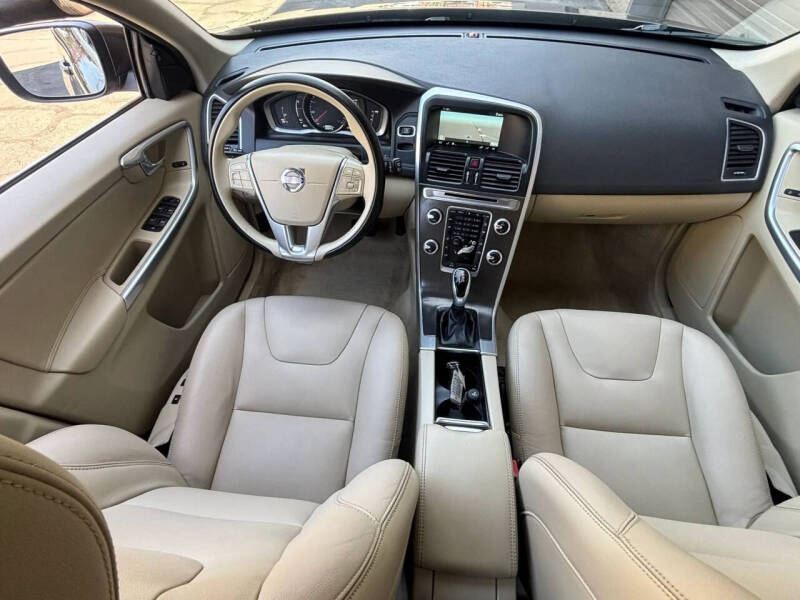 2015 Volvo XC60 T5 Premier