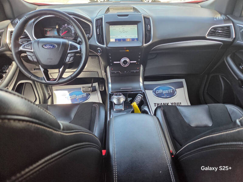 2020 Ford Edge ST