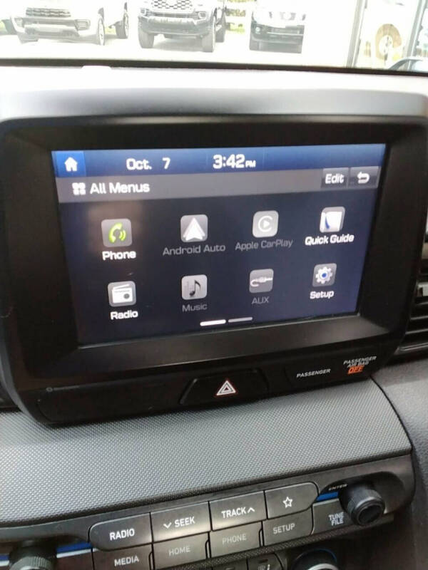 2019 Hyundai Veloster