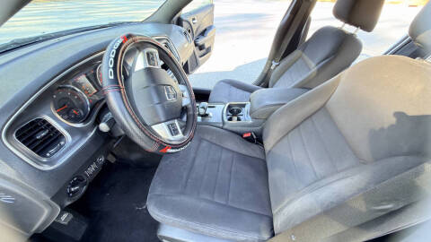 2012 Dodge Charger SE