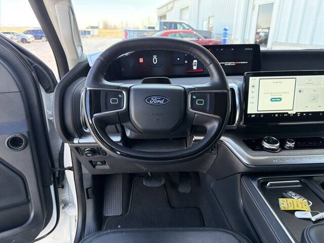 2025 Ford Expedition MAX Platinum