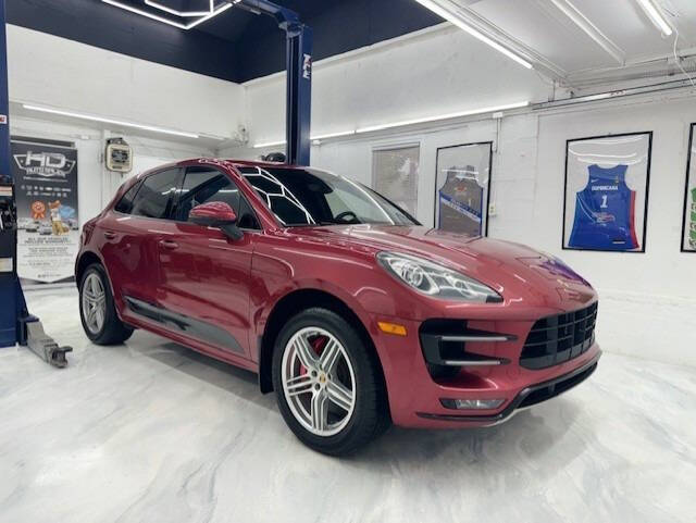 2015 Porsche Macan Turbo