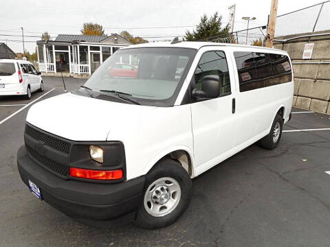 2017 Chevrolet Express LS 2500