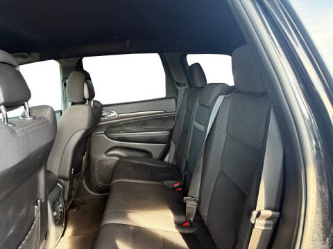 2018 Jeep Grand Cherokee Laredo E