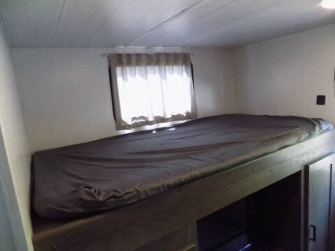 2022 Forest River Salem 32BHDS