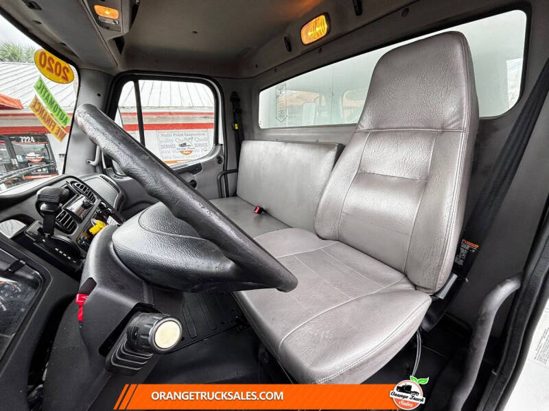 2020 Freightliner M2 106