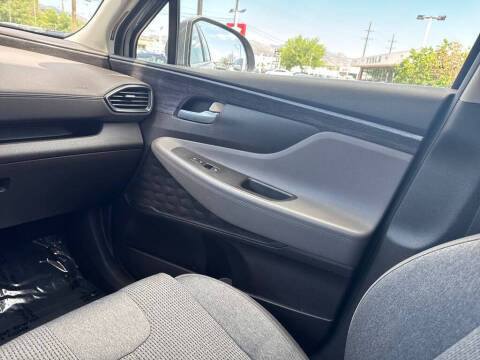 2019 Hyundai Santa Fe SE 2.4L