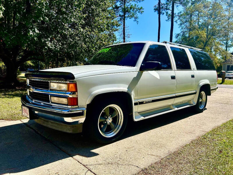 1995 Chevrolet Suburban's photo