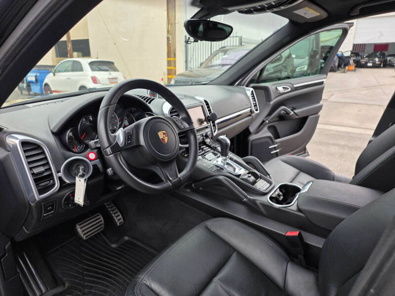 2013 Porsche Cayenne S