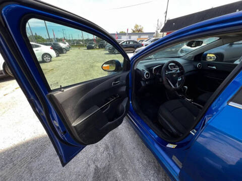 2017 Chevrolet Sonic LT Auto