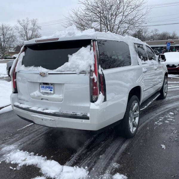 2017 Cadillac Escalade ESV Luxury