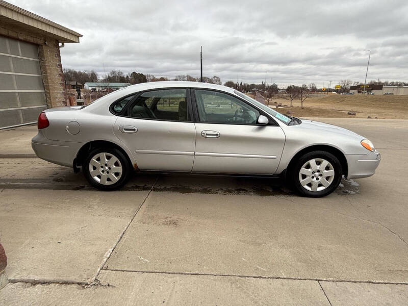 2000 Ford Taurus for sale at Rowdy River Auto & Powersports in Dell Rapids SD