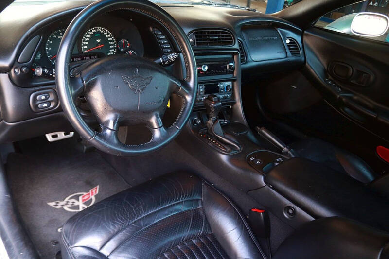 2004 Chevrolet Corvette