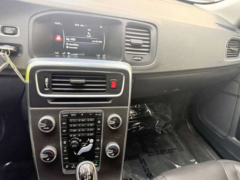 2015 Volvo V60 T5 Drive-E Premier