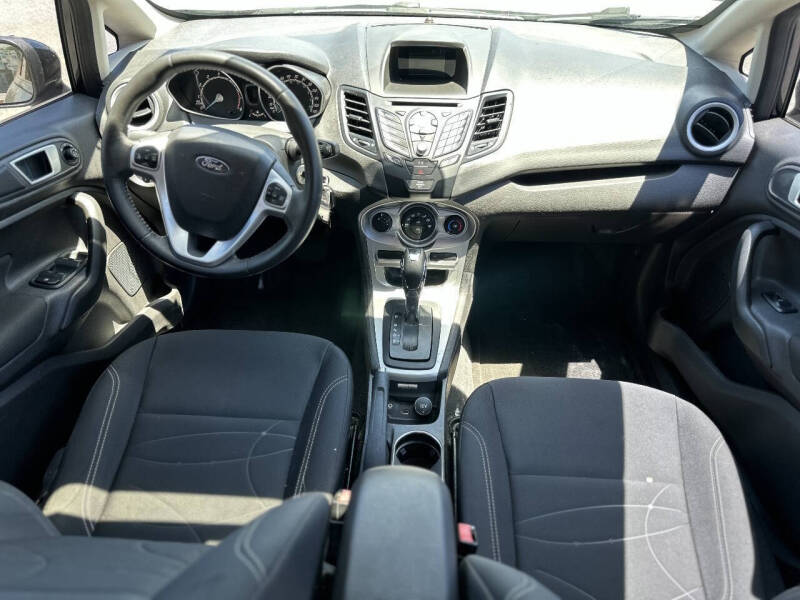 2016 Ford Fiesta SE