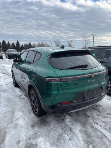 2024 Alfa Romeo Tonale Hybrid Ti