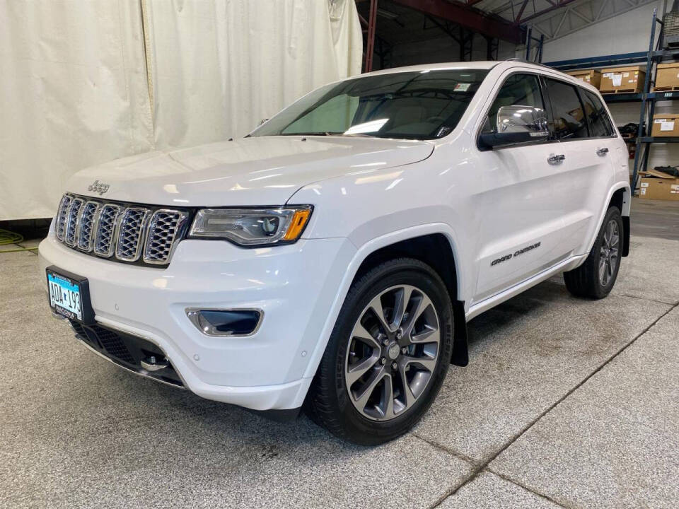 2018 Jeep Grand Cherokee for sale at Victoria Auto Sales in Victoria, MN