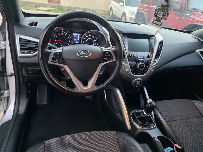 2016 Hyundai Veloster