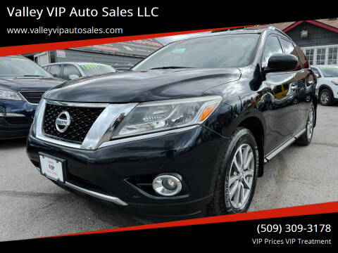 2015 Nissan Pathfinder for sale at Valley VIP Auto Sales LLC in Spokane Valley WA