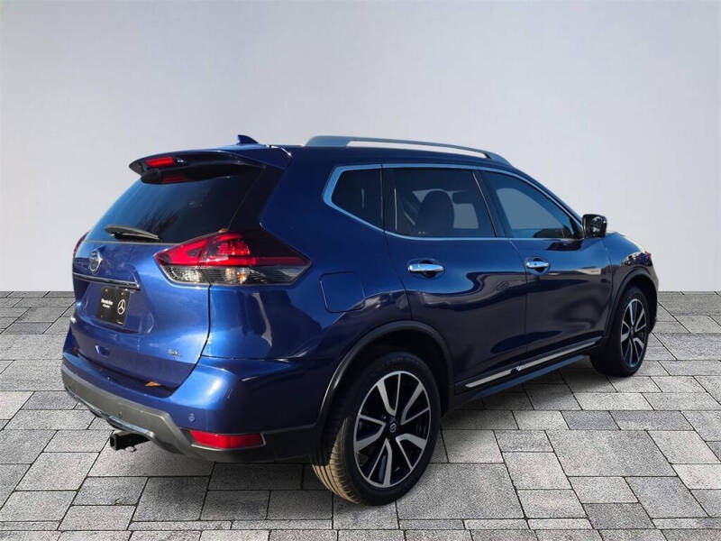2020 Nissan Rogue SL