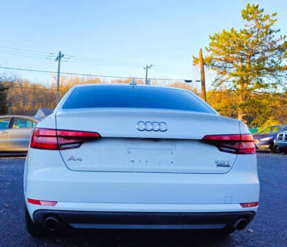 2017 Audi A4 2.0T quattro Premium