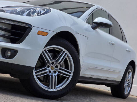 2016 Porsche Macan S