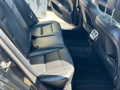 2012 Mercedes-Benz S-Class S 550