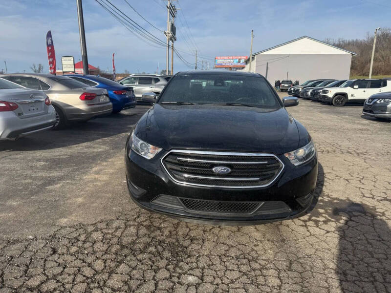 2017 Ford Taurus Limited
