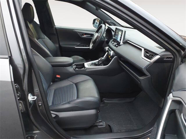 2020 Toyota RAV4 Hybrid XSE