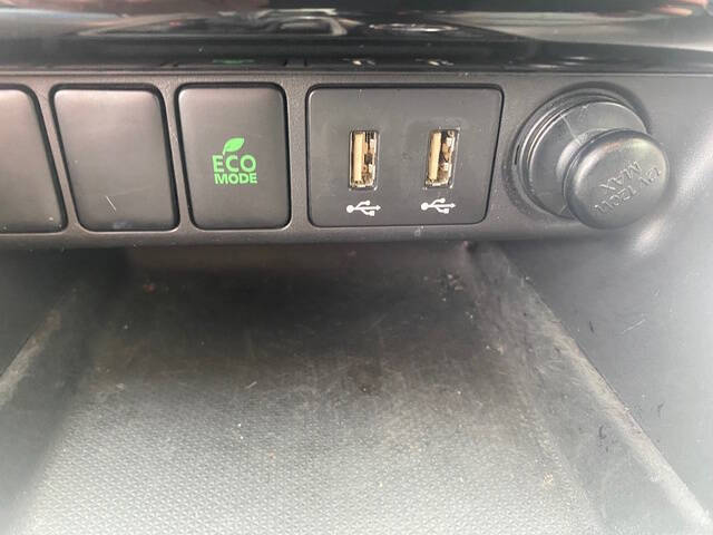 2022 Mitsubishi Eclipse Cross LE