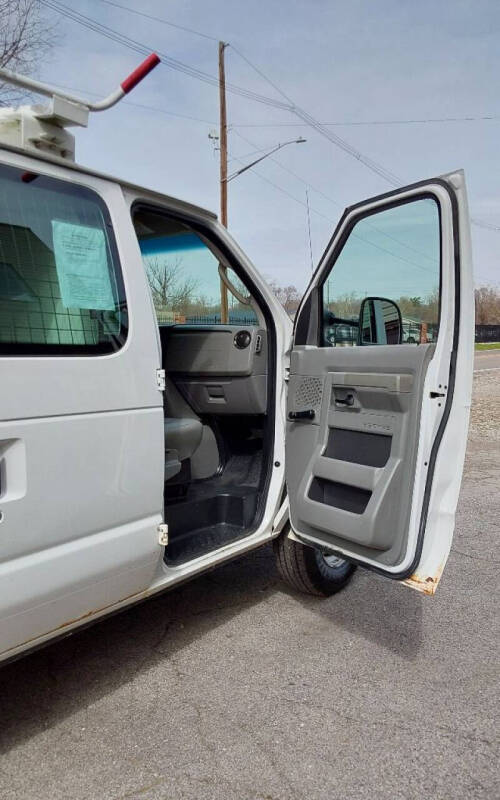 2014 Ford E-Series E-350 SD