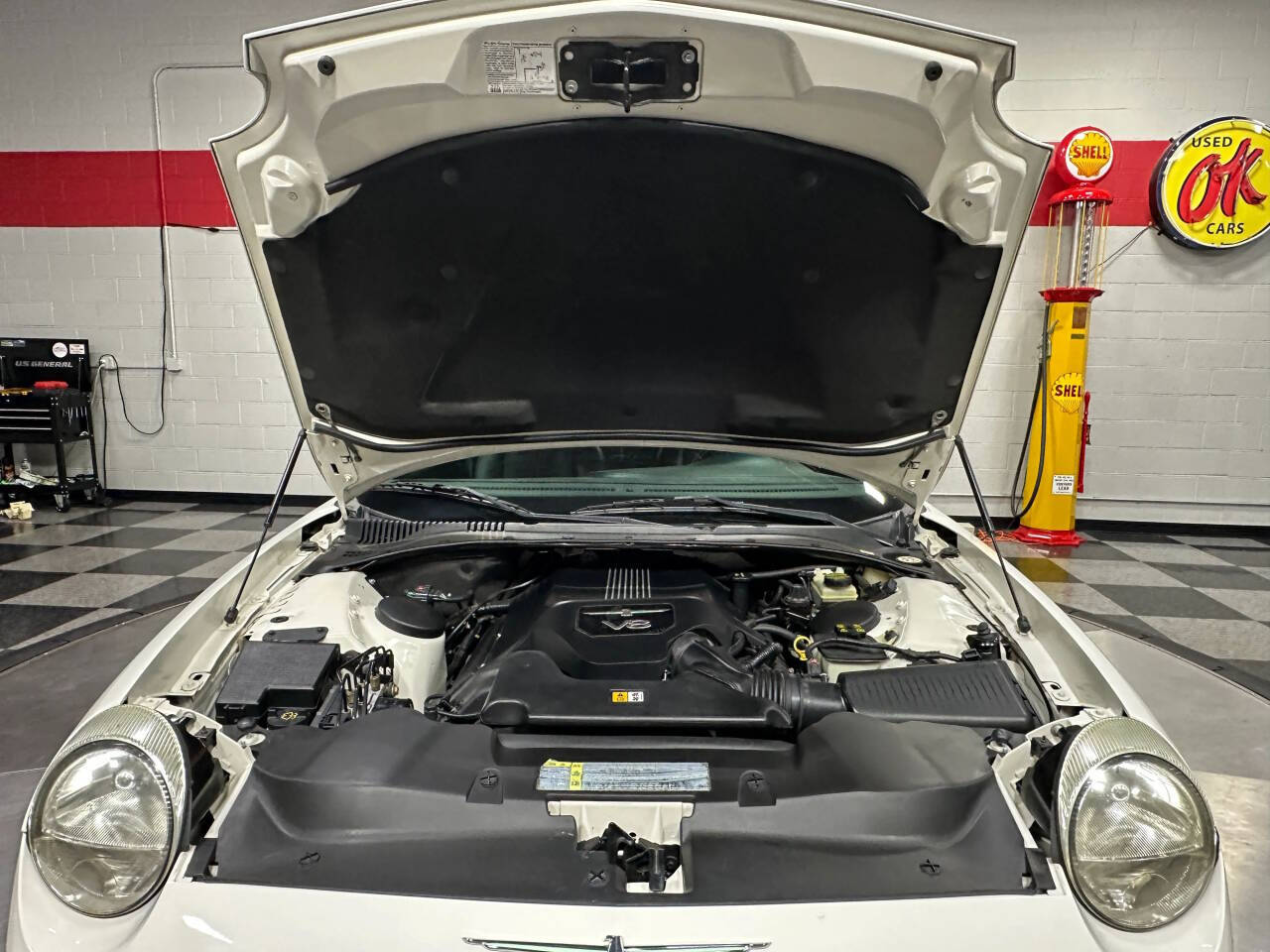 2003 Ford Thunderbird 52