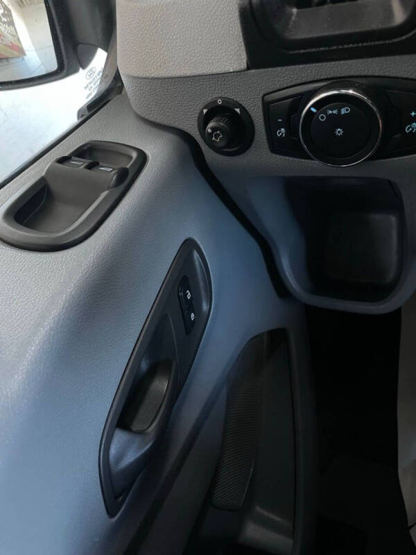 2017 Ford Transit