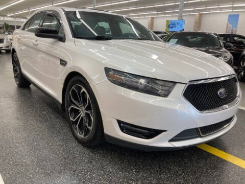 2014 Ford Taurus for sale at Dixie Imports in Fairfield OH