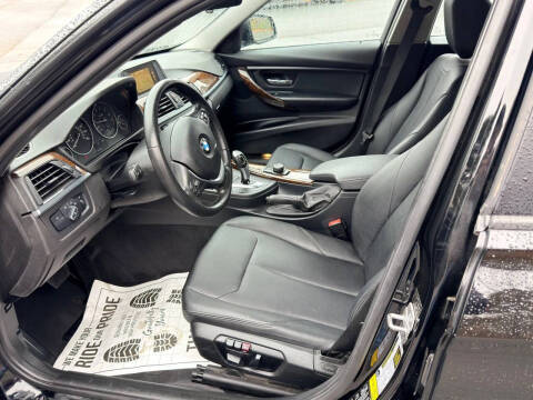 2015 BMW 3 Series 328i xDrive