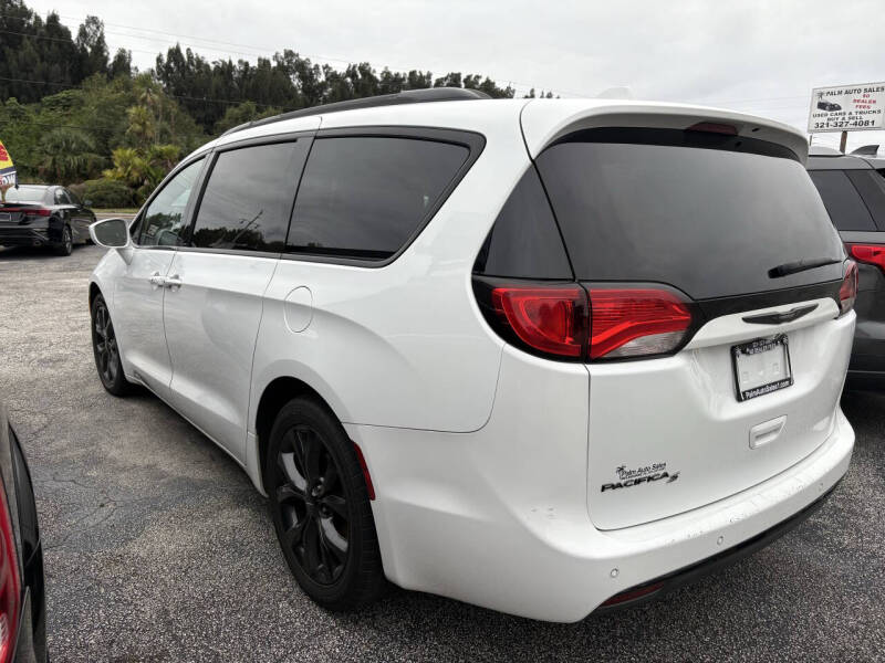 2018 Chrysler Pacifica Touring L