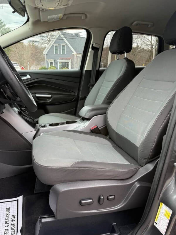 2016 Ford Escape SE