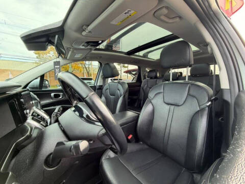 2022 Kia Sorento S