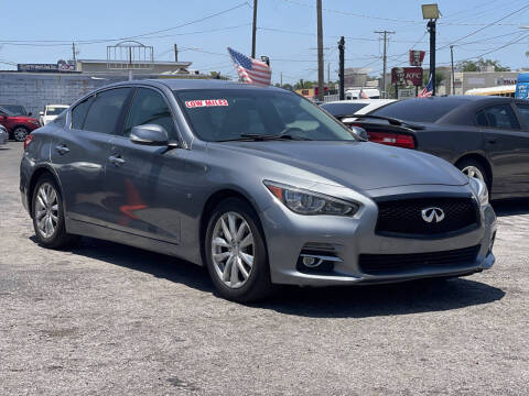 2014 Infiniti Q50 Premium