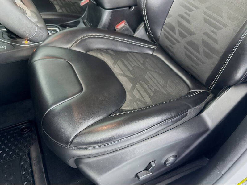 2022 Jeep Cherokee X