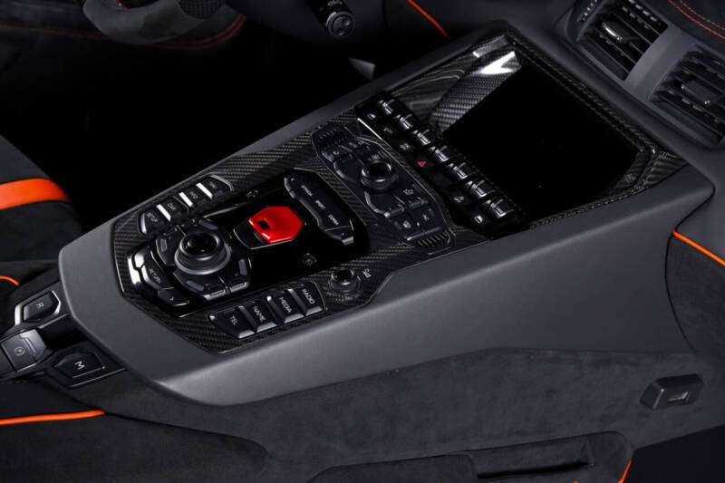 2016 Lamborghini Aventador LP 750-4 SV