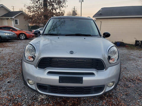 2011 MINI Cooper Countryman for sale at DealMakers Auto Sales in Lithia Springs GA