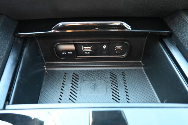 2023 Kia Sportage Plug-In Hybrid X-Line